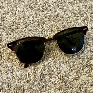 Ray-Ban Clubmaster Tortoise Sunglasses